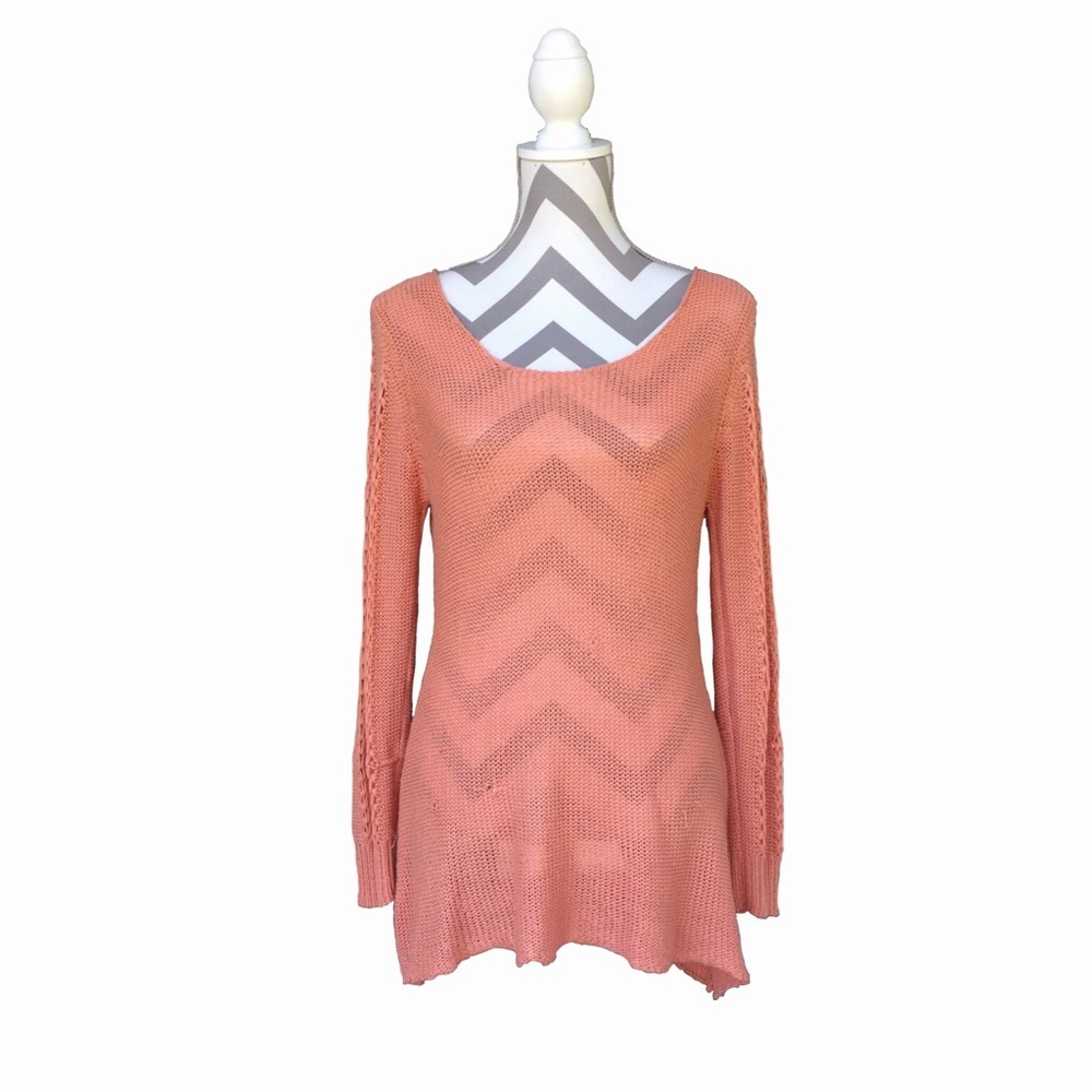 Casting LA-Distressed Sweater-GUC-Sz Med.